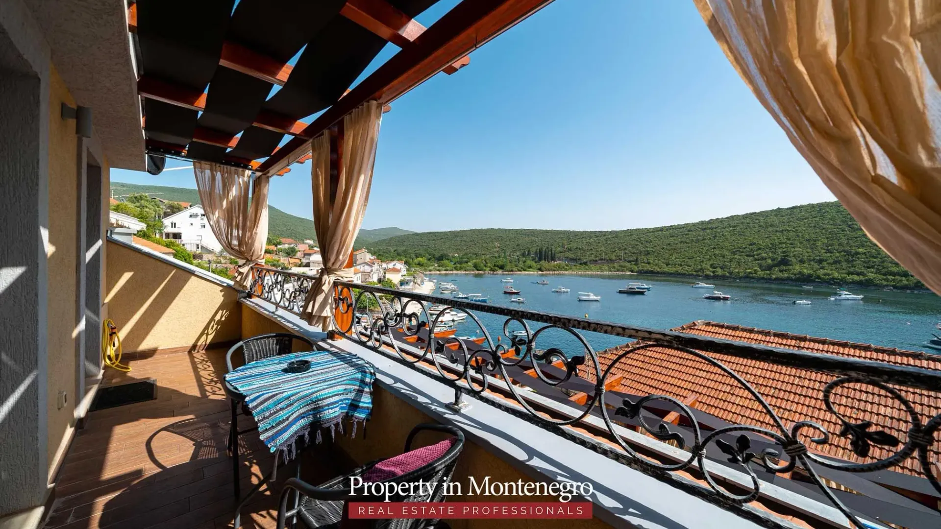 Sale, house, 266m², Kotor, Crna Gora