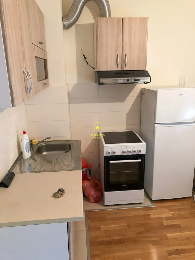 Prodaja, garsonjera, 22m², Stari Aerodrom, Podgorica
