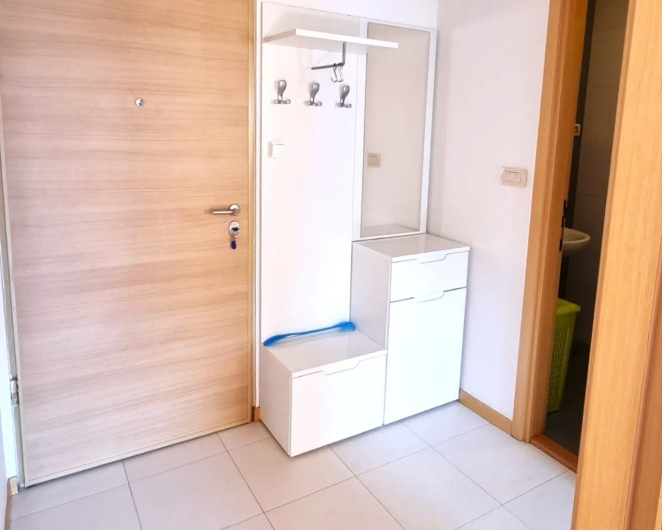 Izdavanje, jednosoban stan, 44m², Stari Aerodrom, Podgorica