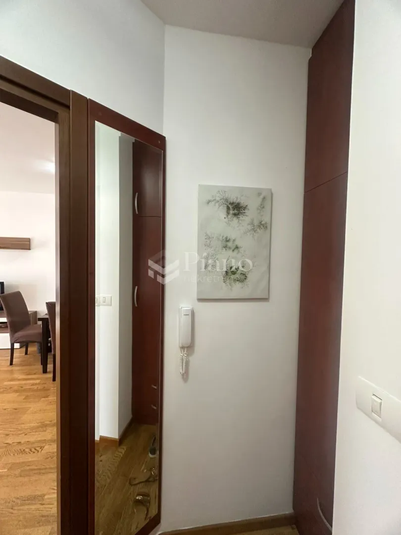 Rent, one bedroom apartment, 52m², City Kvart, Podgorica