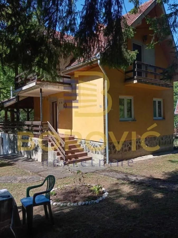 Sale, house, 190m², Kraljevo, Srbija