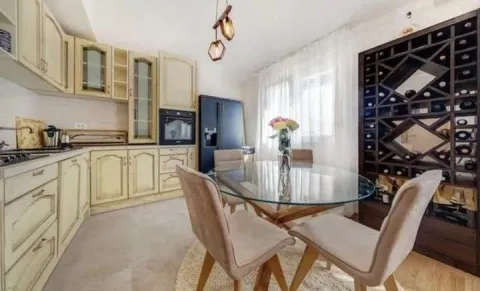 Izdavanje, dvosoban stan, 70m², Pobrežje, Podgorica - image 7