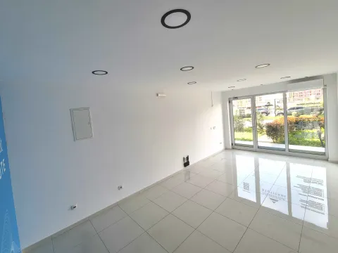 Rent, office space, 190m², City Kvart, Podgorica