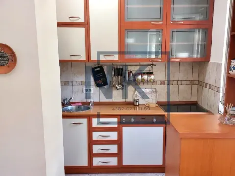 Izdavanje, dvosoban stan, 68m², Centar, Podgorica - image 4