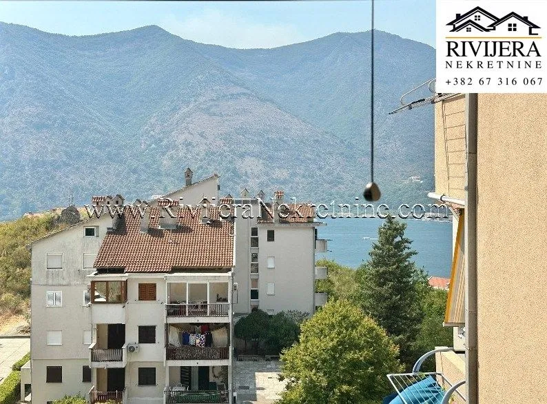 Prodaja, dvosoban stan, 70m², Dobrota, Kotor