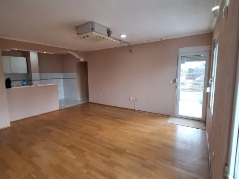 Rent, two bedroom apartment, 70m², Zabjelo, Podgorica - image 3