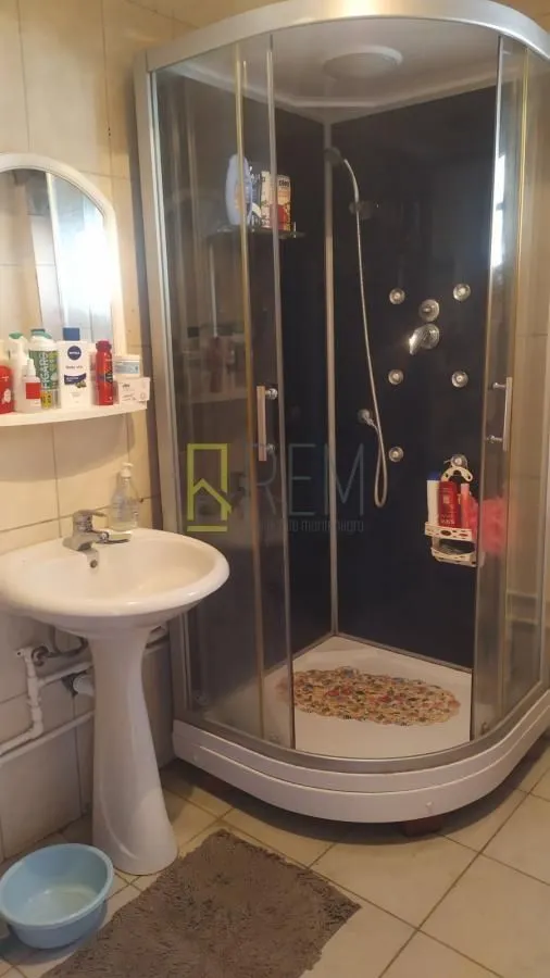Prodaja, kuća, 120m², Kruče, Ulcinj