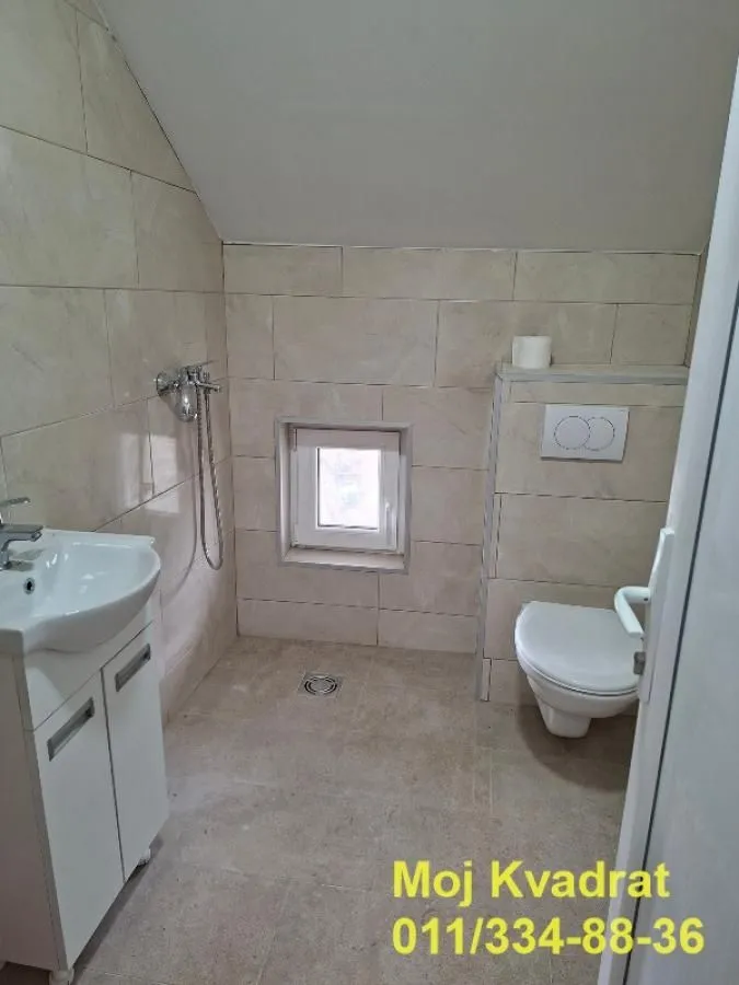 Prodaja, trosoban stan, 66m², Dobanovci, Surčin