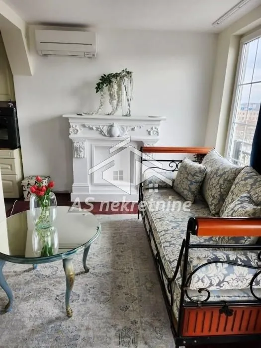 Rent, two bedroom apartment, 56m², Vračar Sve Podlokacije, Beograd