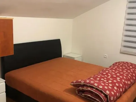 Rent, one bedroom apartment, 71m², Vezirov Most, Podgorica - image 10