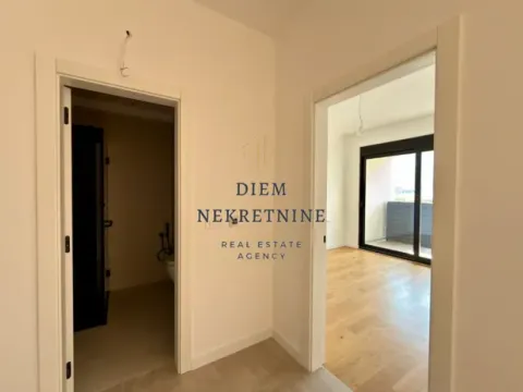 Sale, one bedroom apartment, 55m², Centar, Bar - image 6