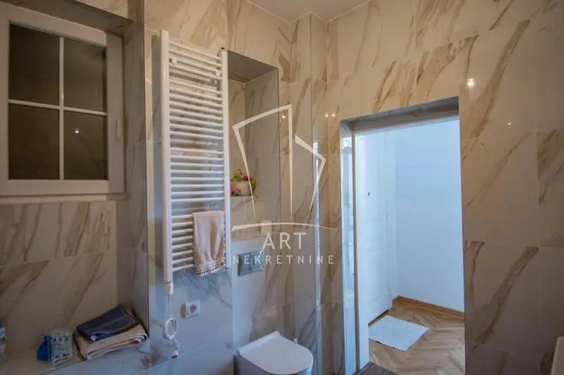 Sale, four bedroom apartment, 125m², Centar Sve Podlokacije, Beograd