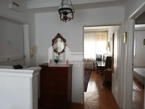 Izdavanje, četvorosoban stan, 92m², Tašmajdan, Palilula Sve Podlokacije - image 2