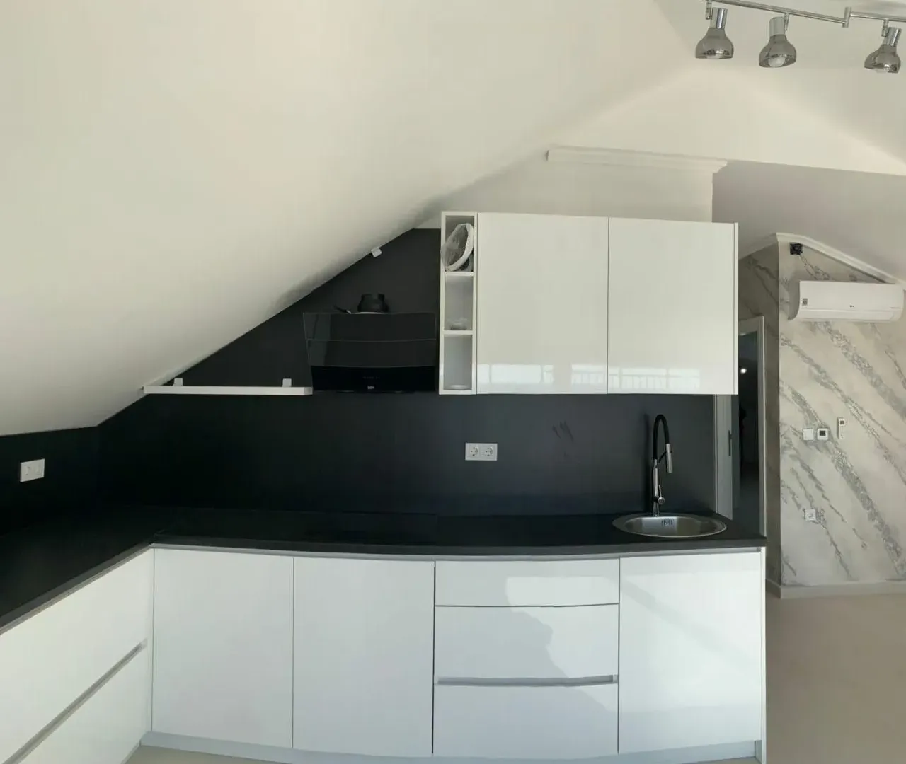 Sale, two bedroom apartment, 144m², Bar, Crna Gora