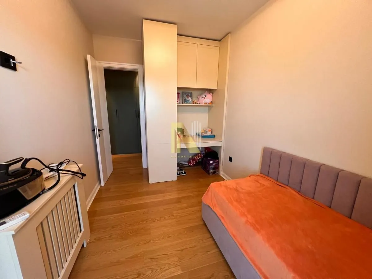 Sale, four bedroom apartment, 135m², Bulevar patrijarha Pavla, Novi Sad Sve Podlokacije