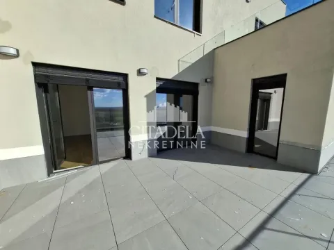 Prodaja, četvorosoban stan, 147m², Čukarica, Beograd - image 10