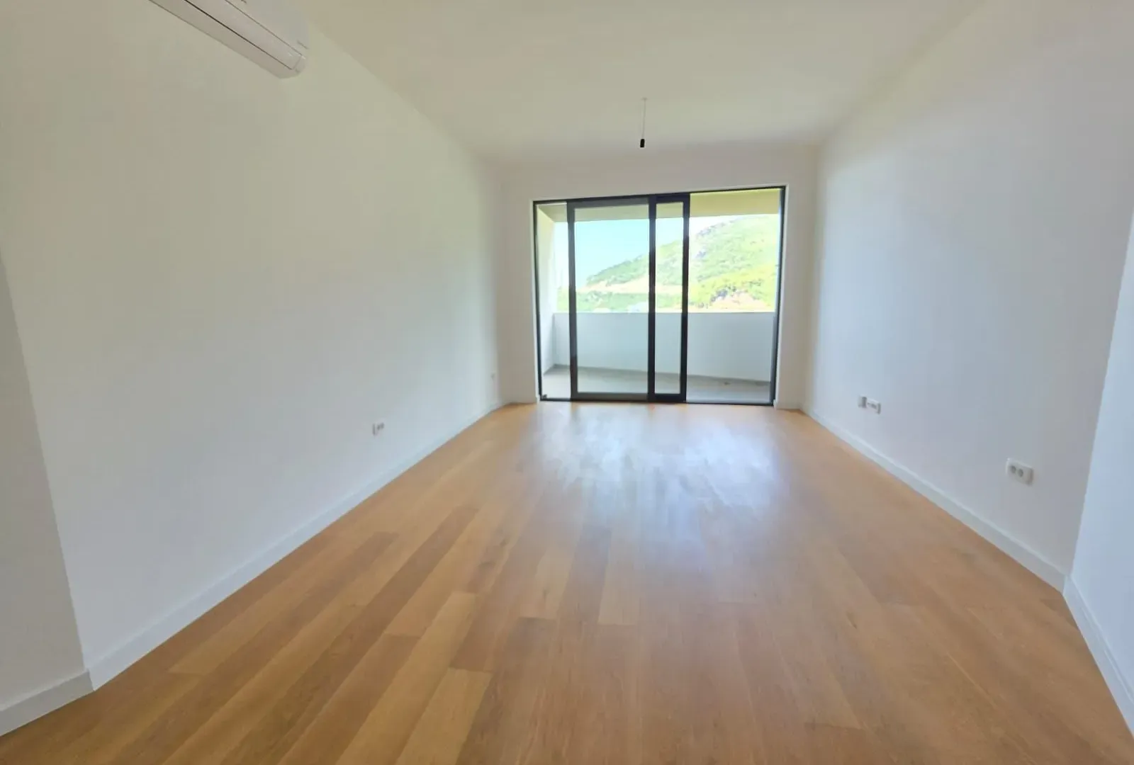 Prodaja, jednosoban stan, 54m², Bečići, Budva