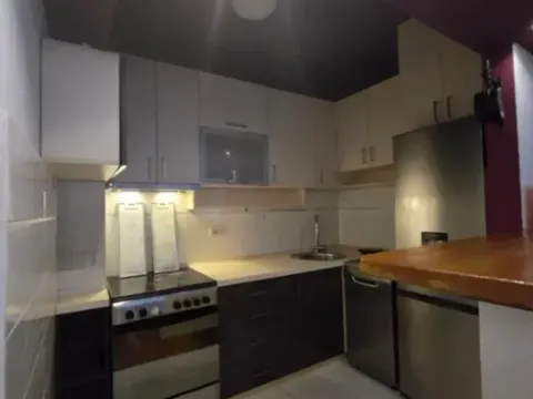 Izdavanje, jednosoban stan, 45m2, Pobrežje, Podgorica Izdavanje, jednosoban stan, 45m2, Pobrežje, Podgorica