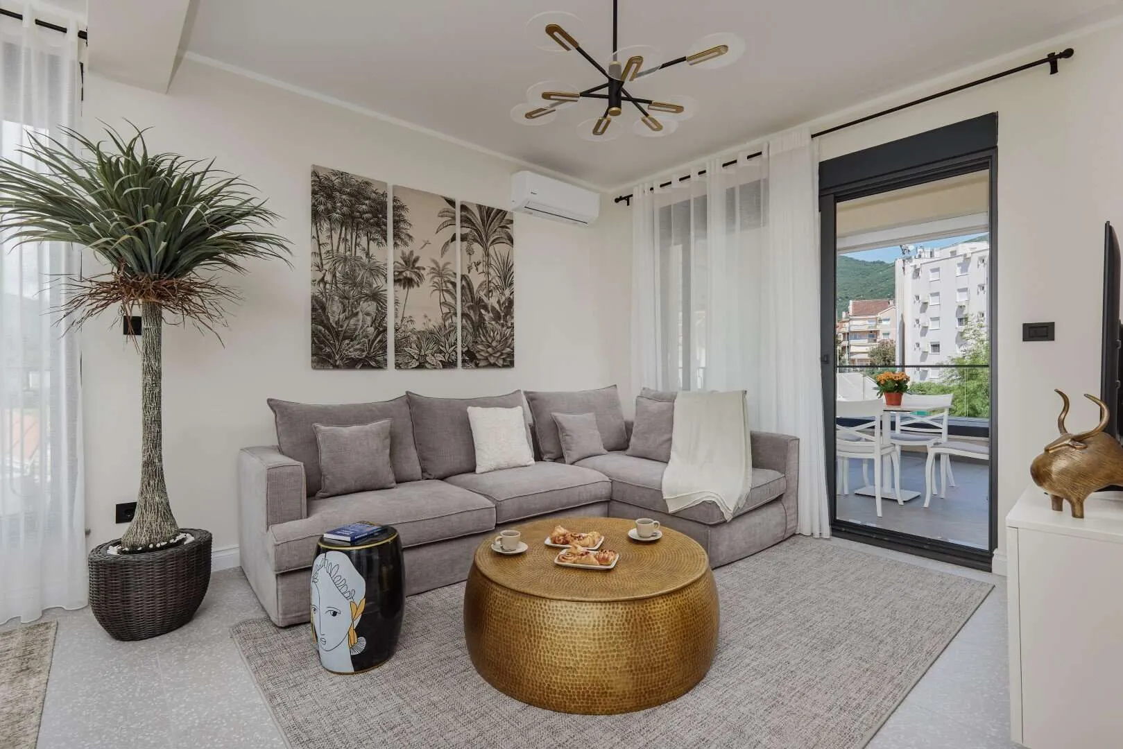 Prodaja, dvosoban stan, 97m², Donja Lastva, Tivat