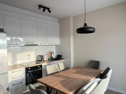 Rent, one bedroom apartment, 55m², Kalimanj, Tivat - image 2