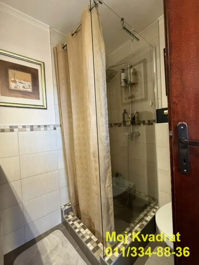 Prodaja, dvosoban stan, 64m², Novi Beograd Blok 62, Novi Beograd Sve Podlokacije