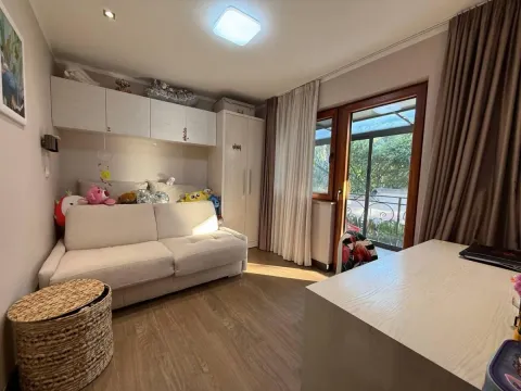 Prodaja, kuća, 318m², Petrovaradin, Novi Sad - image 48