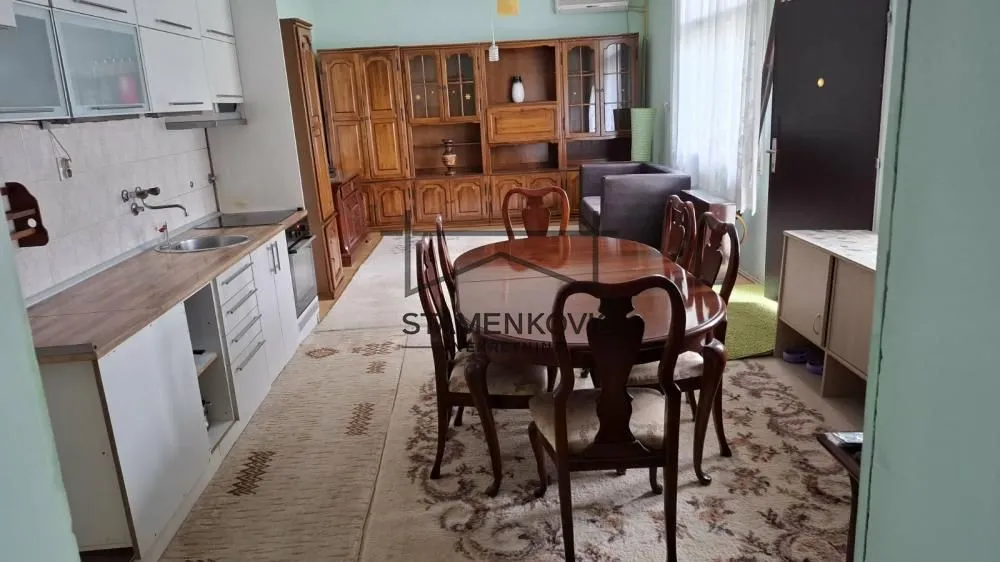 Prodaja, kuća, 300m², Temerin, Novi Sad