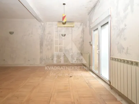 Prodaja, kuća, 217m², Centar, Podgorica - image 7