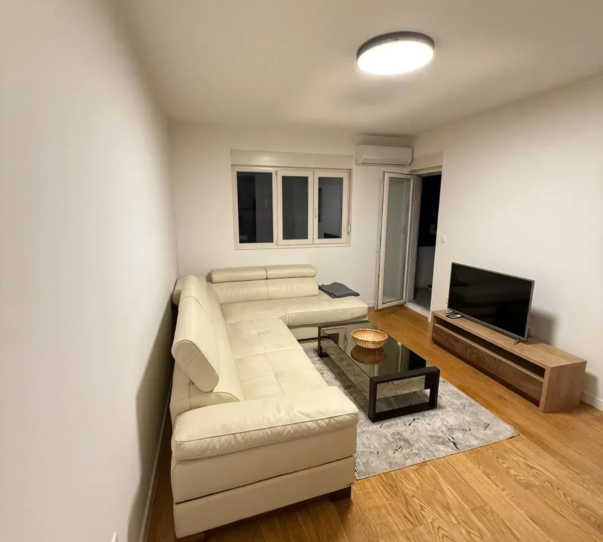 Prodaja, jednosoban stan, 49m², Central Point, Podgorica