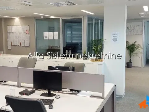 Rent, office space, 300m², Stari Grad, Beograd - image 4