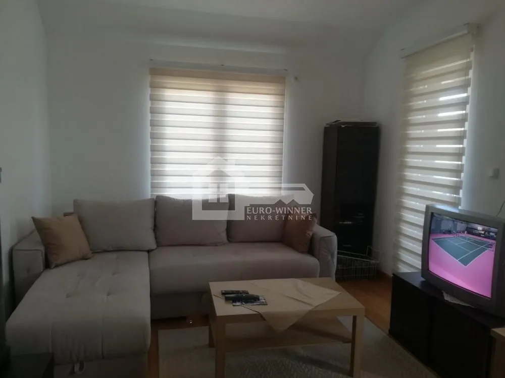 Rent, one bedroom apartment, 42m², Sremčica, Beograd