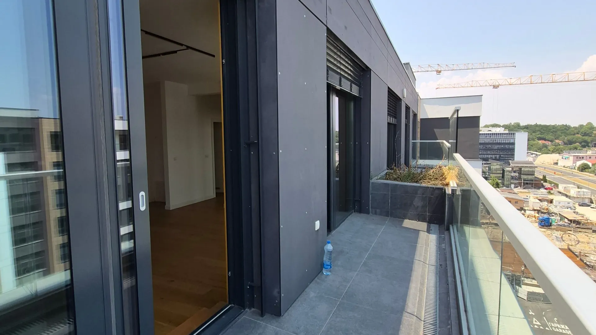 Sale, three bedroom apartment, 107m², Novi Beograd Blok 65, Novi Beograd Sve Podlokacije