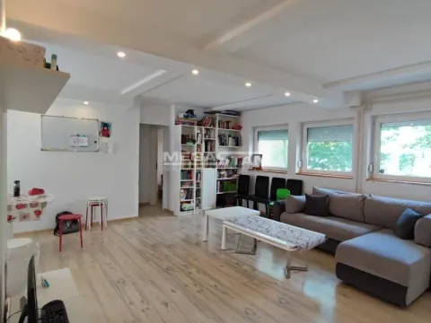 Stan in Novi Beograd Blok 63