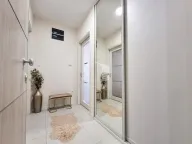 Izdavanje, stan, 68m², Central Point, Podgorica - image 18