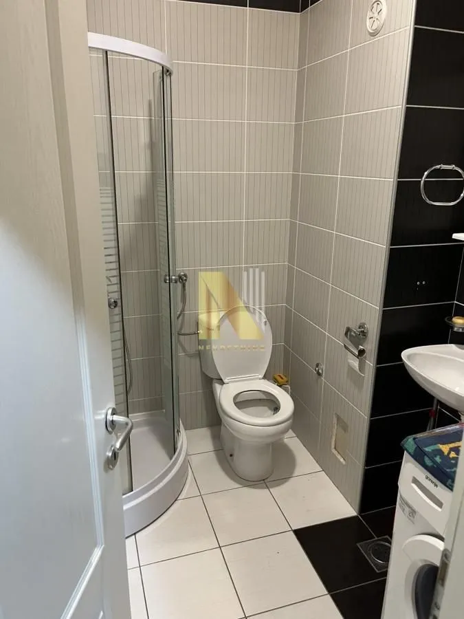 Izdavanje, jednosoban stan, 45m², Centar, Novi Sad