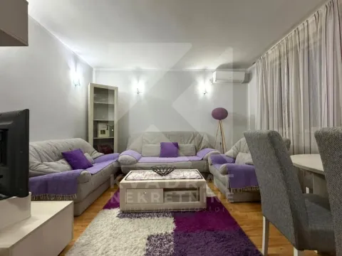 Rent, one bedroom apartment, 60m², Preko Morače, Podgorica - image 2