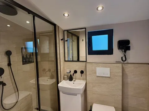 Stan-na-dan, jednosoban stan, 28m², Tološi, Podgorica - image 7