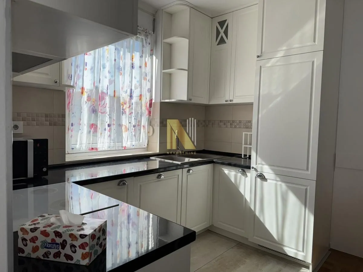 Izdavanje, dvosoban stan, 53m², Grbavica, Novi Sad Sve Podlokacije