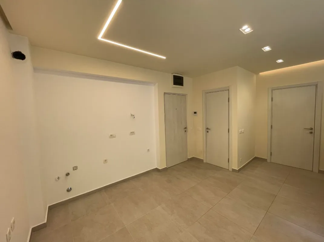 Sale, one bedroom apartment, 52m², Škaljari, Kotor