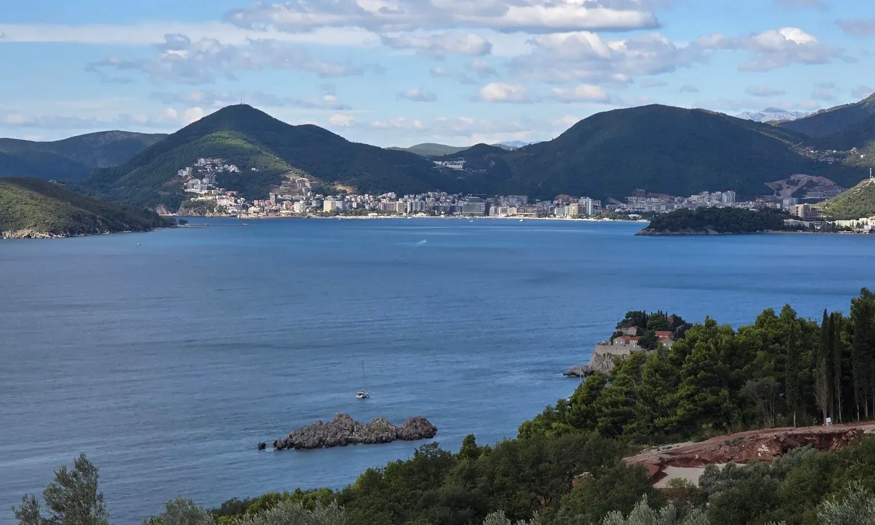 Prodaja, plac, 2682m², Blizikuće, Budva
