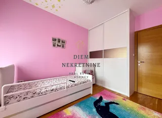 Izdavanje, dvosoban stan, 70m², City Kvart, Podgorica - image 10