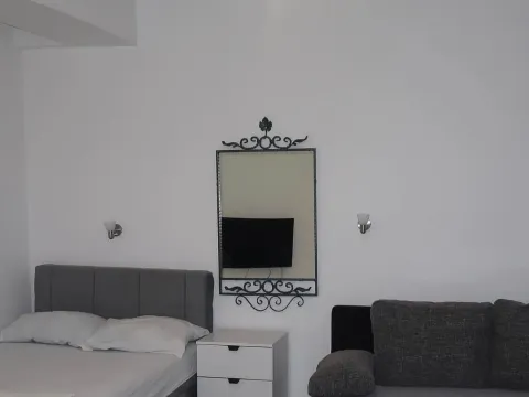 Prodaja, garsonjera, 33m², Sutomore, Bar - image 6
