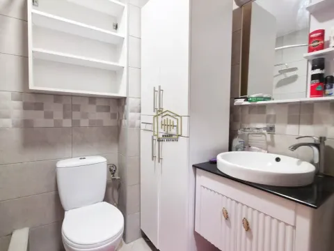 Prodaja, jednosoban stan, 44m², Stari Aerodrom, Podgorica - image 8