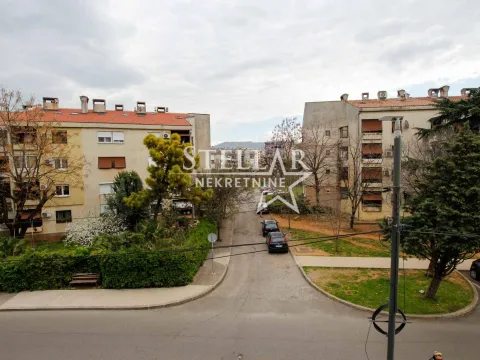 Rent, two bedroom apartment, 80m², Stari Aerodrom, Podgorica - image 17