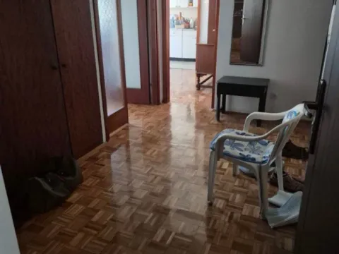 Izdavanje, stan, 104m², Seljanovo, Tivat - image 2