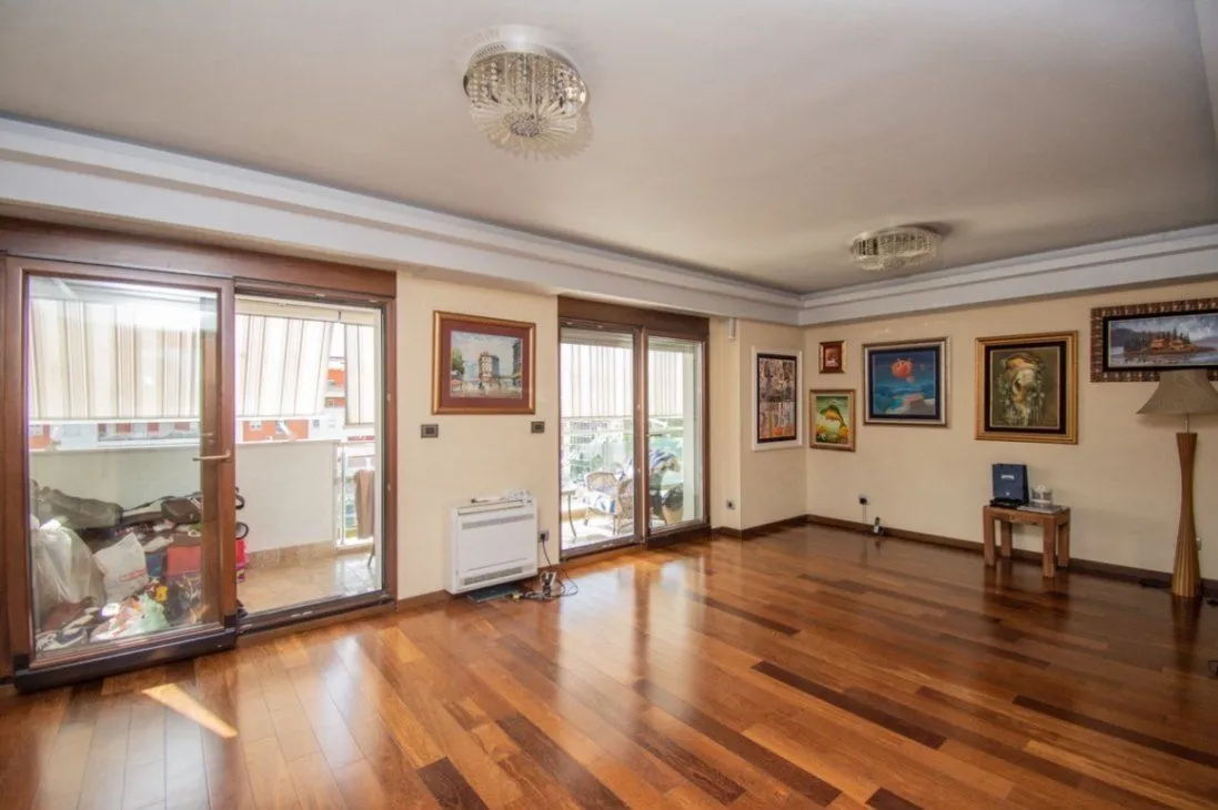 Prodaja, dvosoban stan, 142m², Preko Morače, Podgorica
