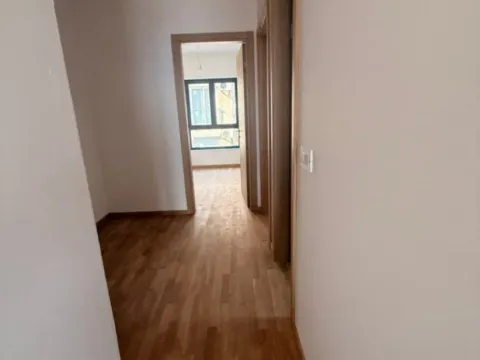 Sale, one bedroom apartment, 43m², Bečići, Budva - image 3