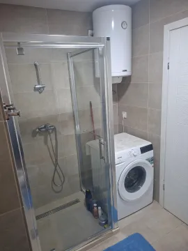 Izdavanje, jednosoban stan, 58m², Centar, Bar - image 4