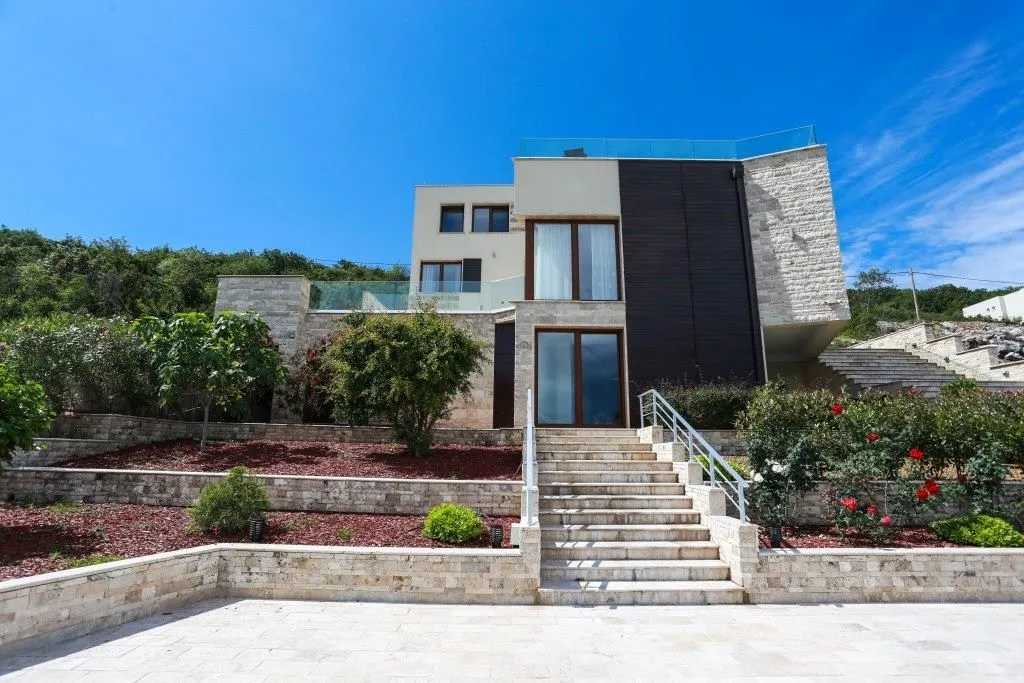 Prodaja, kuća, 600m², Tivat, Crna Gora