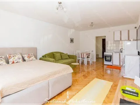 Sale, studio apartment, 34m², Kumbor, Herceg Novi - image 2